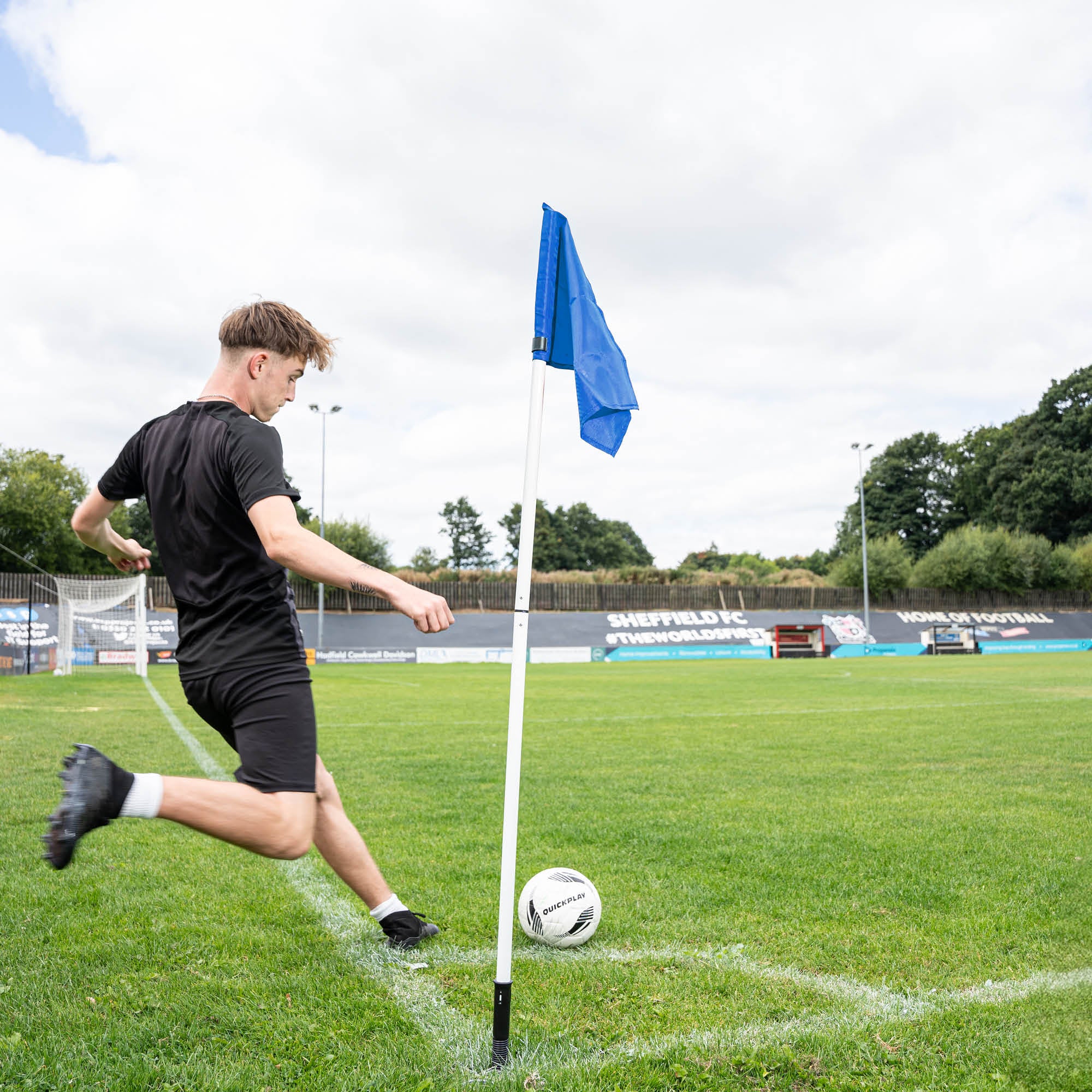 Corner Flags & Poles (set of 4) - Image 12