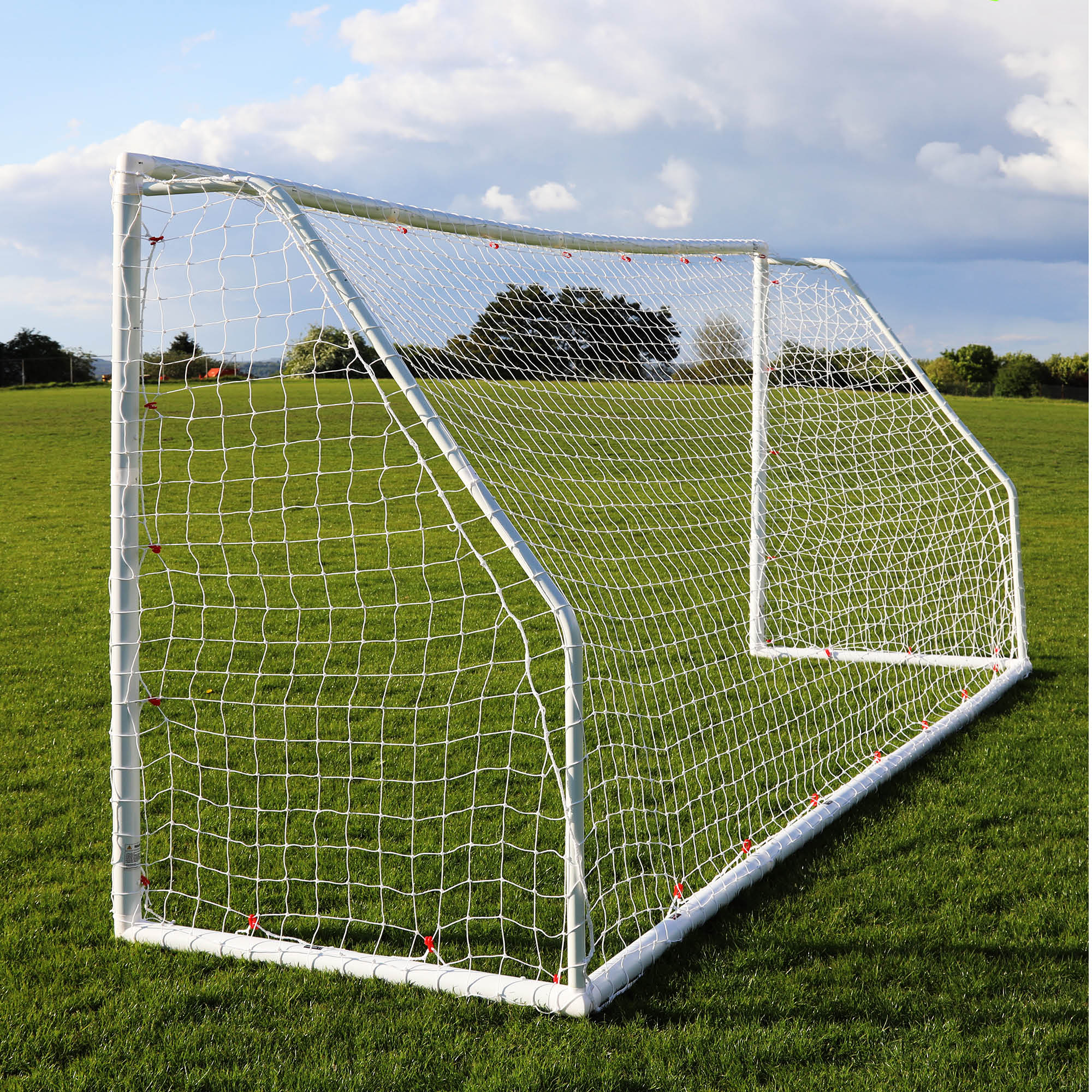 Q-FOLD Match Folding Soccer Goal 16x7' - Image 8