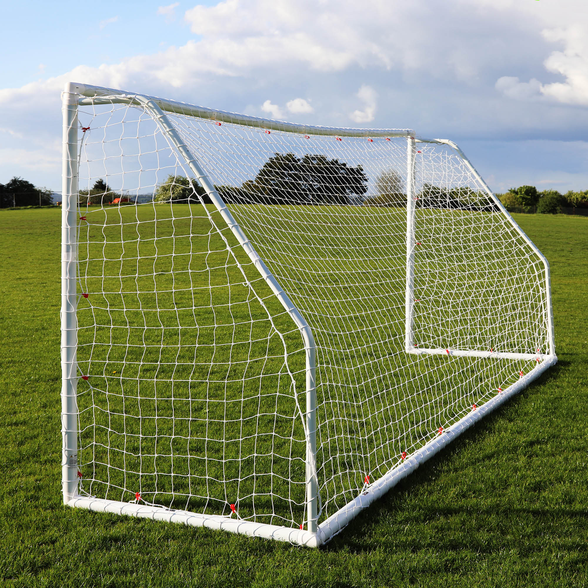 Q-FOLD Match Folding Soccer Goal 12x6' - Image 8