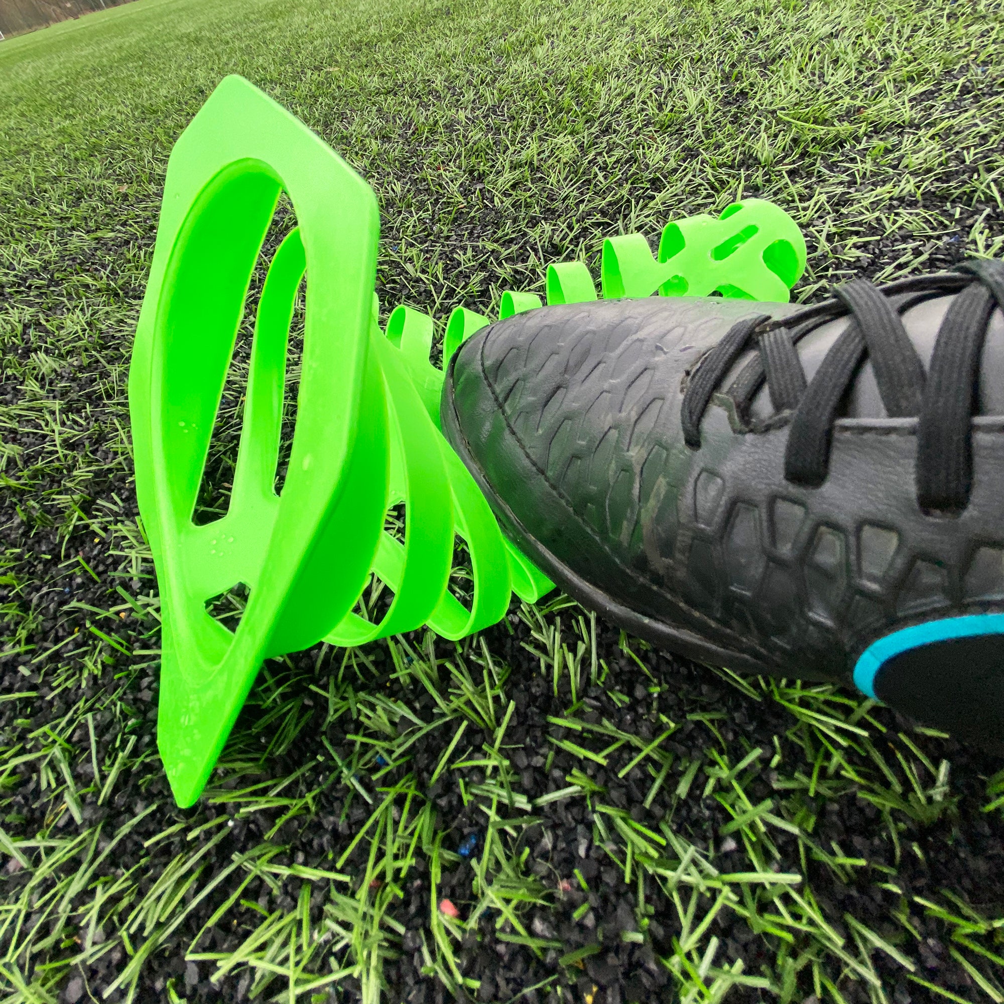 Cones: 9" Tall Collapsible (set of 10) - Image 3